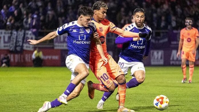 El delantero del Barcelona, Lamine Yamal, no pudo hacer de las suyas en el partido contra el Deportivo Guadalajara.
