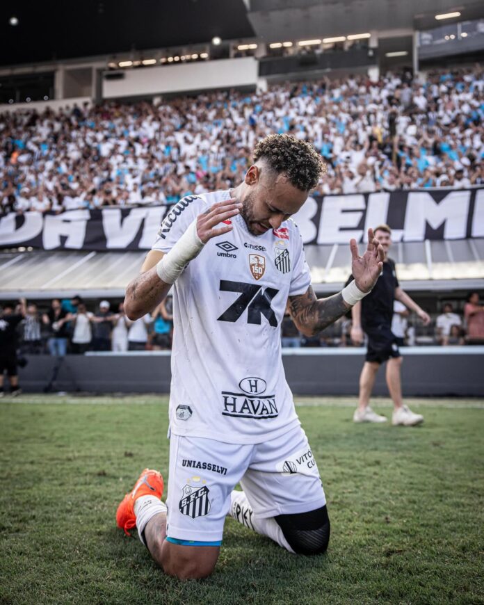 Neymar jugó un papel importante para salvar la categoría del equipo Santos.