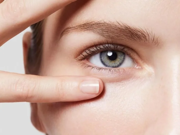 Así pueden cuidar el contorno de tus ojos en invierno