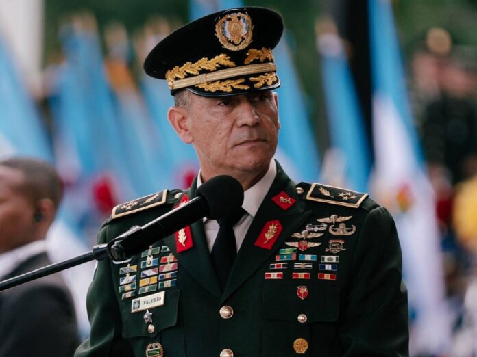 Oportunidad dirigir jefe FFAA