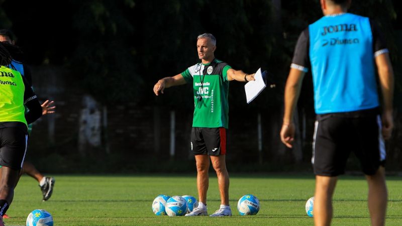 Pablo Lavallén está contento con el nivel con el que está cerrando su equipo el presente campeonato.