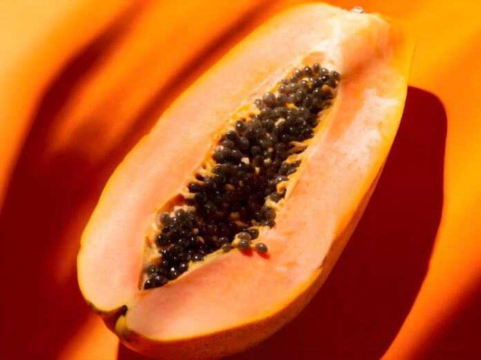 Papaya, aliada natural contra el colesterol alto