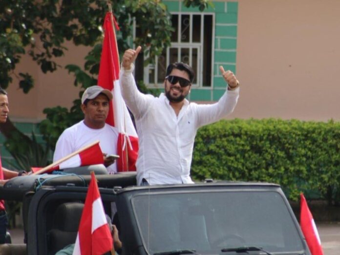 Pedro Cáceres reelecto alcalde San Antonio Flores