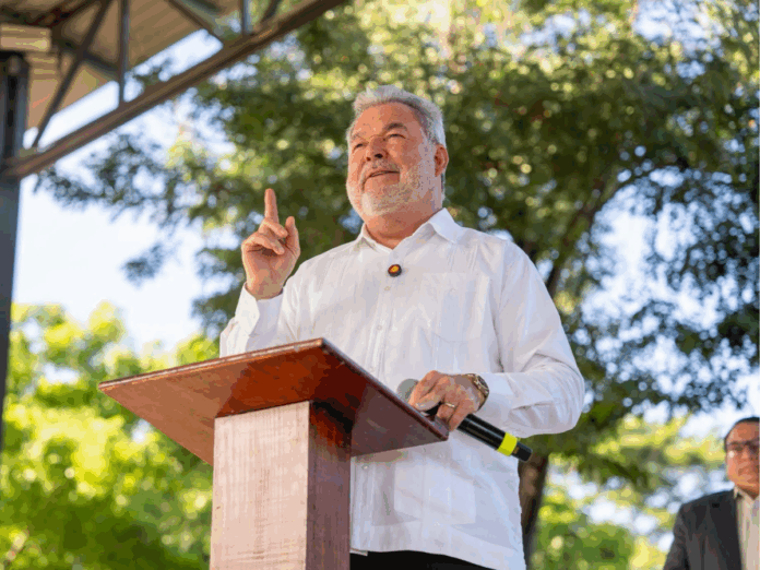 De cuánto es la ventaja del alcalde Roberto Contreras sobre los demás candidatos