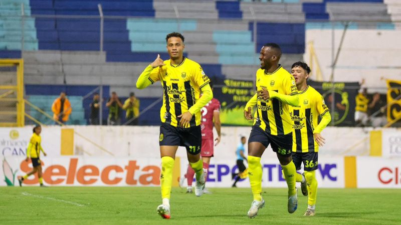 El Real España debuta este miércoles recibiendo a Olimpia en el estadio Morazán.