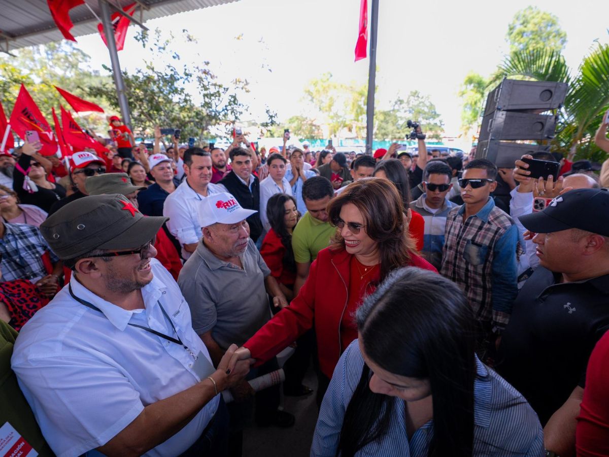 Libre aprueba que Marlon Ochoa no firme declaratoria del CNE y convoca a militancia a las callles