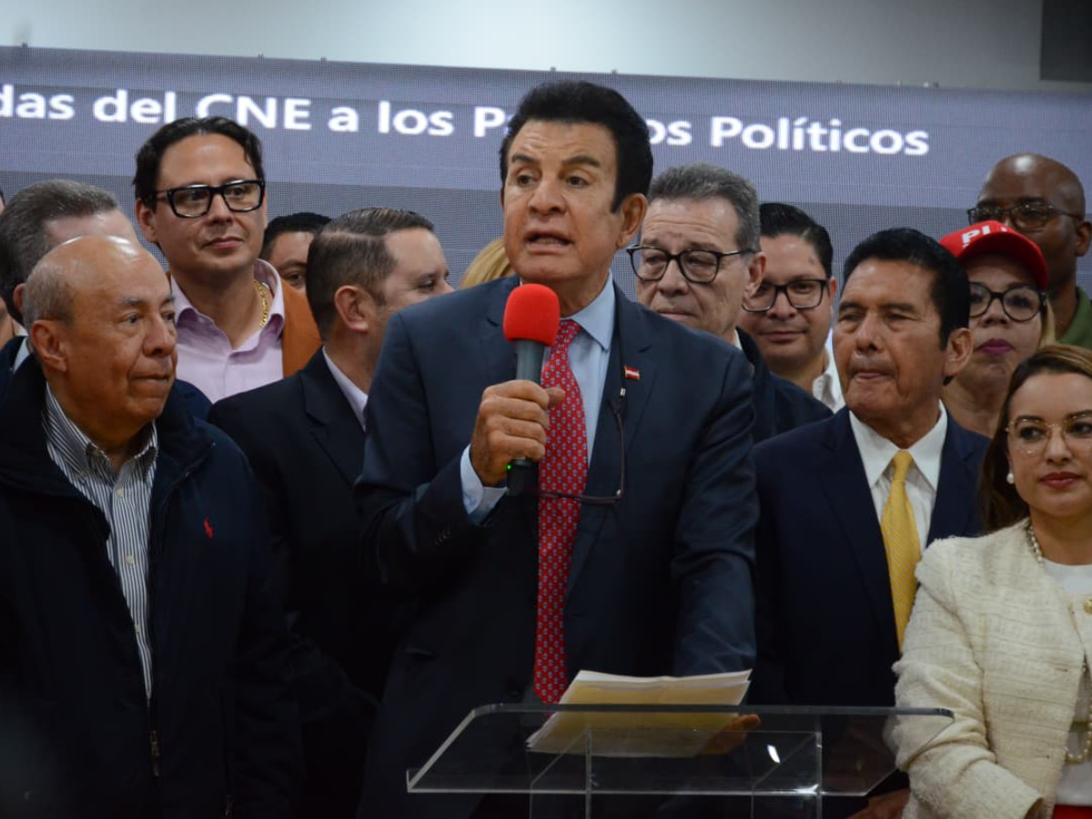 Asfura mantiene ventaja sobre Nasralla