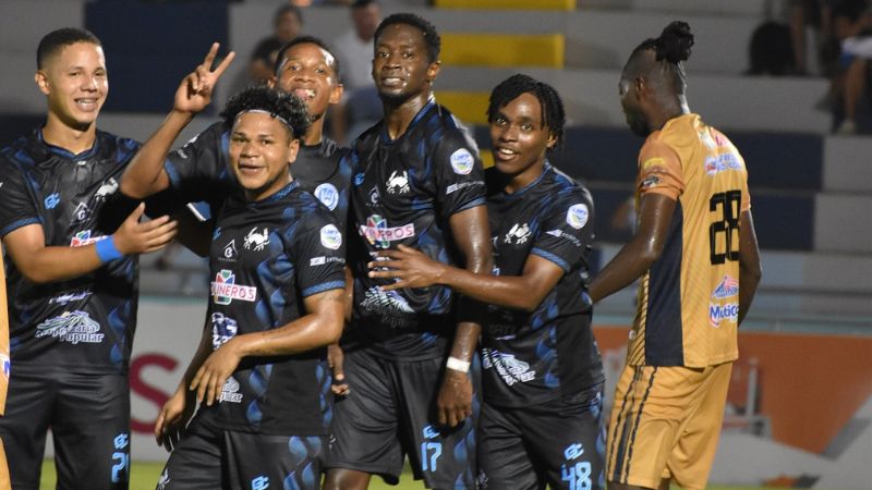 La crisis económica llevó a Victoria a no presentarse en el último partido contra Olimpia.