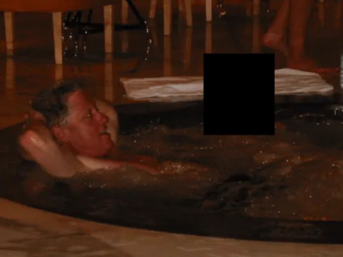 bill-clinton-jaccuzi