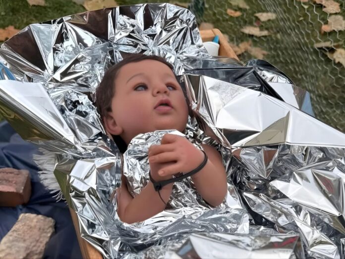 niño-jesus-esposado