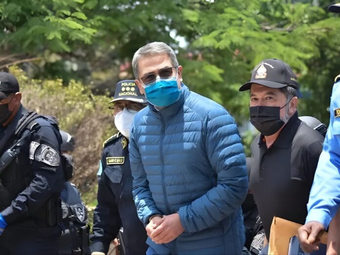 perdon-de-trump-a-joh (2)