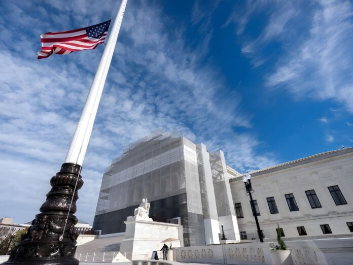 supremo-revisara-orden-trump-ciudadania