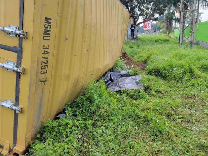 Mujer aplastada por rastra en SPS