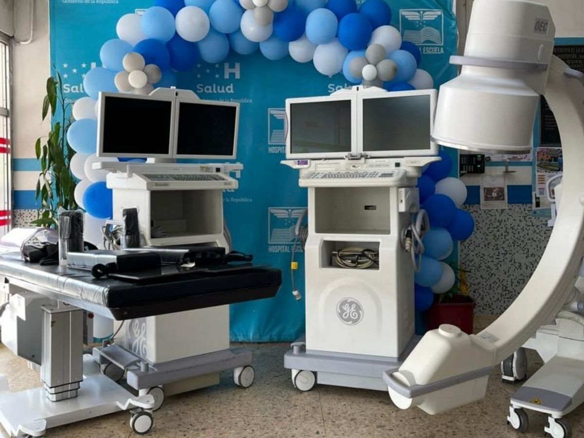 Hospital Escuela equipo neurocirugía 