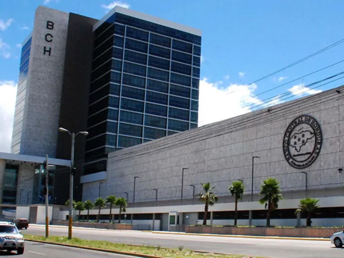Economía de Honduras crecerá entre 3% y 4% en 2026 y 2027, según proyecta el BCH