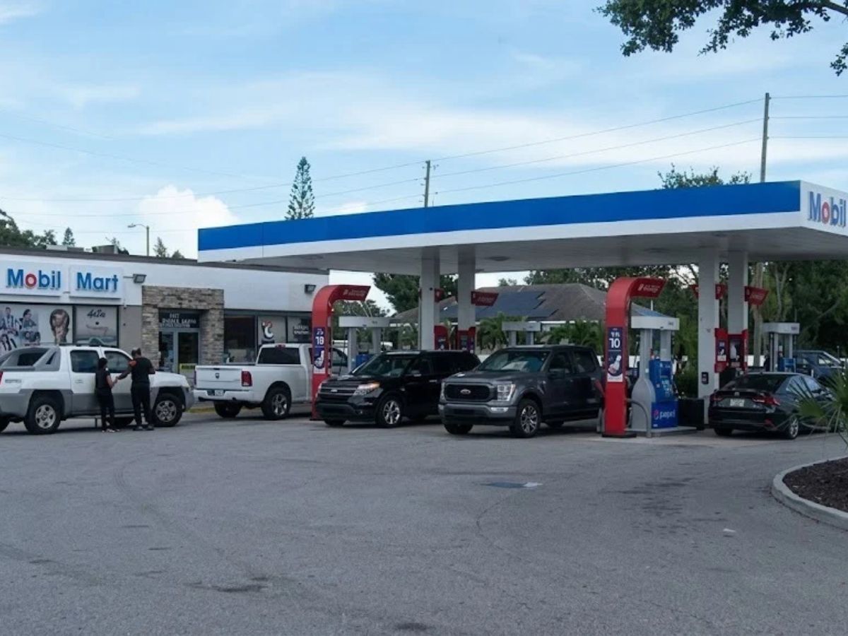 Mujer le pidió dinero a una desconocida, recibió un "no" y le prendió fuego en Florida